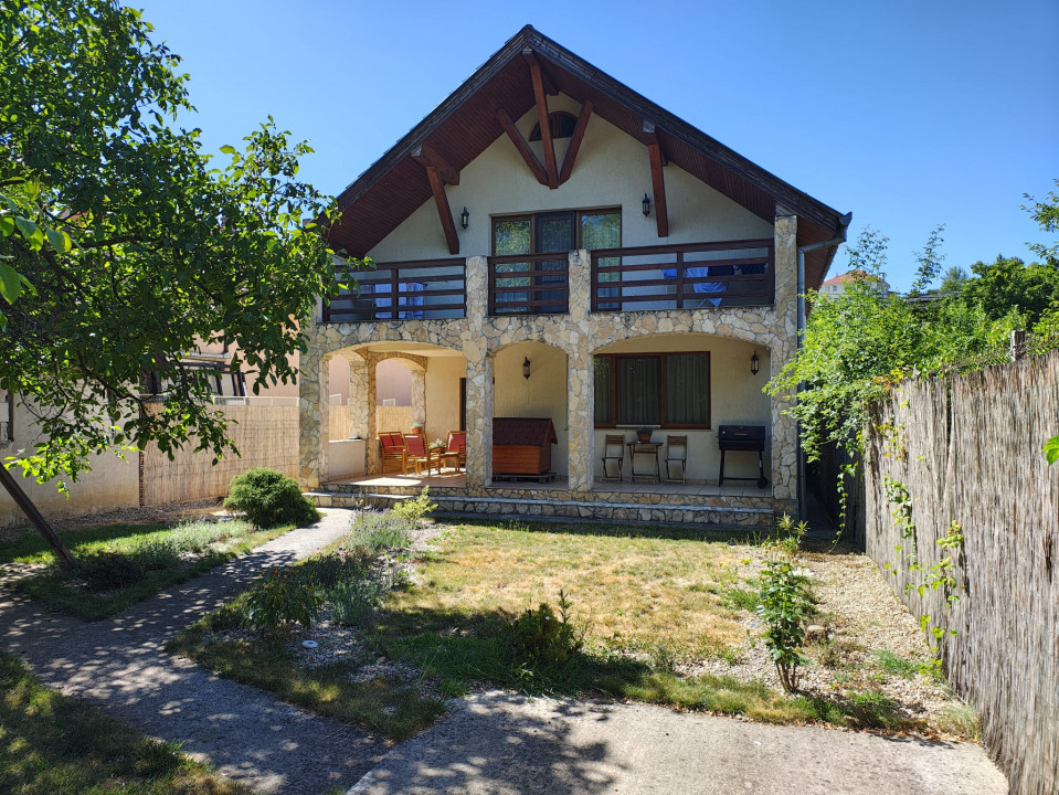 Casa dealuri Oradea