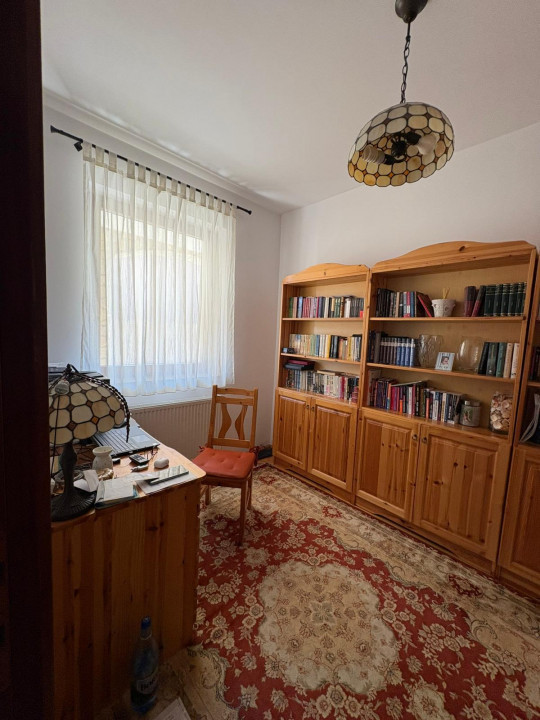 Casa dealuri Oradea