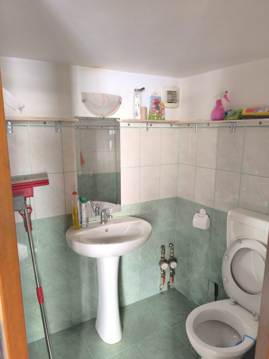 Spatiu comercial central de inchiriat, pe pietonala