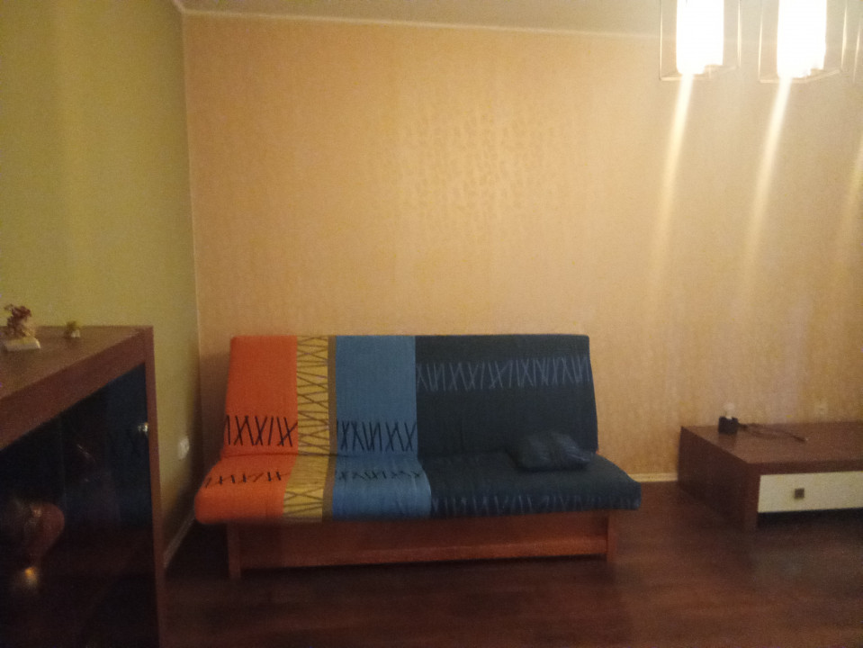 Apartament 4 camere,Bloc reabilitat ,Decebal, Str. Splaiul Crisanei