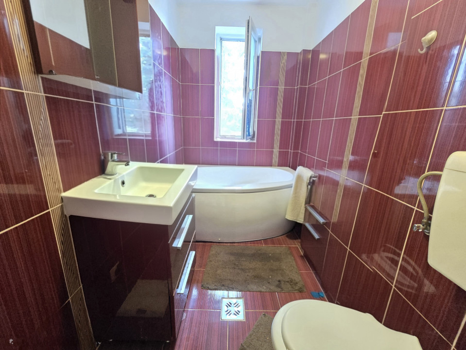 Apartament 3 camere | Curte proprie | Parter | cartier Nicolae Grigorescu