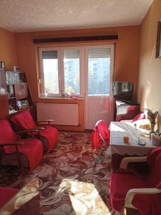 Apartament 3 camere,Decebal, Str. Bulevardul Dacia