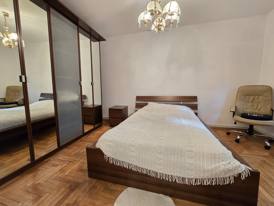 Oportunitate – Două Case+Teren semicentral-str. Octavian Goga