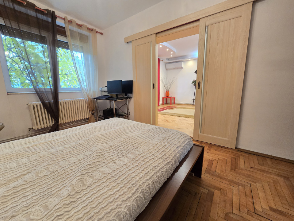 Oportunitate – Două Case+Teren semicentral-str. Octavian Goga