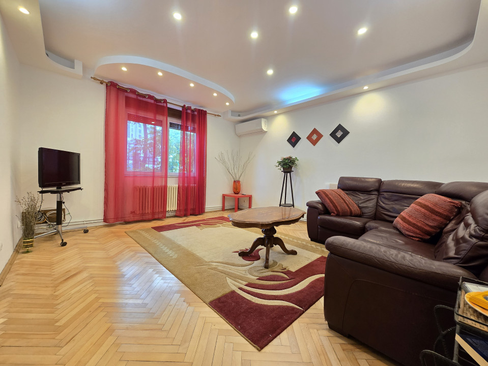 Oportunitate – Două Case+Teren semicentral-str. Octavian Goga