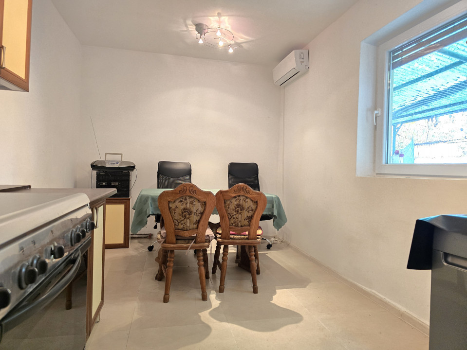 Oportunitate – Două Case+Teren semicentral-str. Octavian Goga