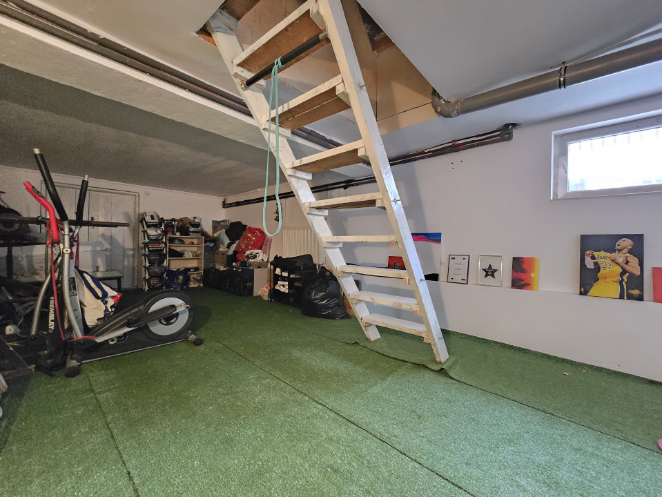 Oportunitate – Două Case+Teren semicentral-str. Octavian Goga