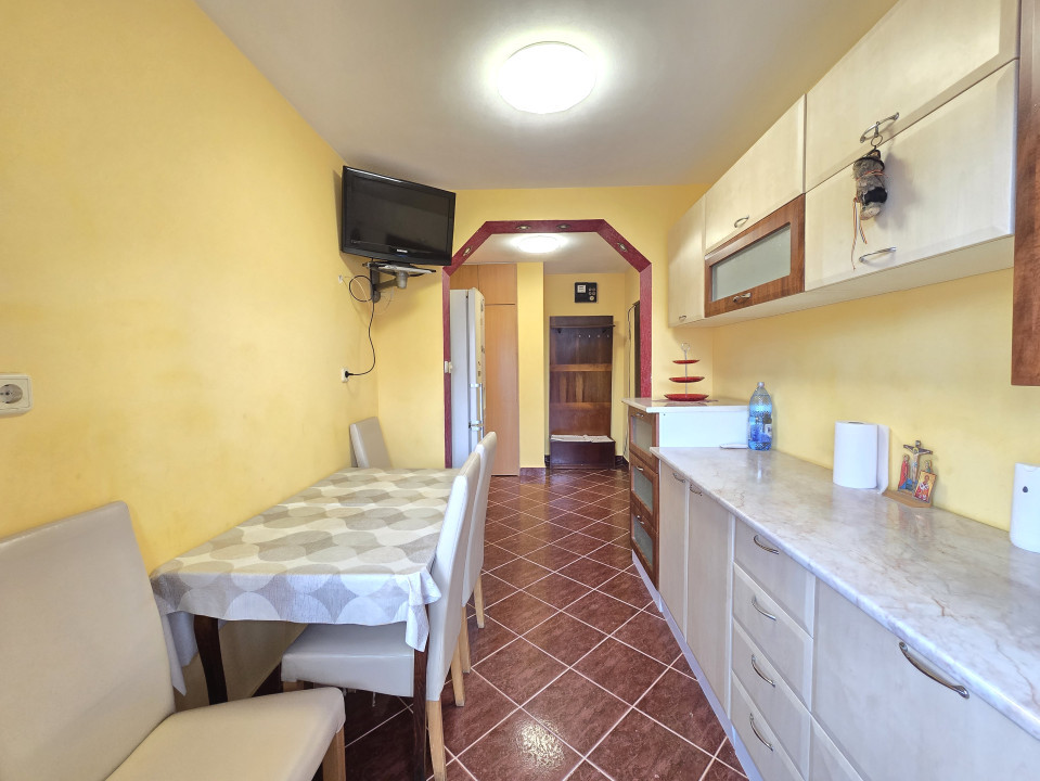 Apartament 2 camere PB | Decomandat | Zona Decebal - str. Slatinei