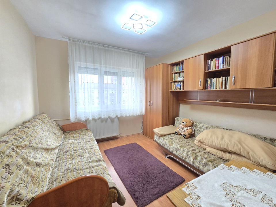 Apartament 2 camere PB | Decomandat | Zona Decebal - str. Slatinei
