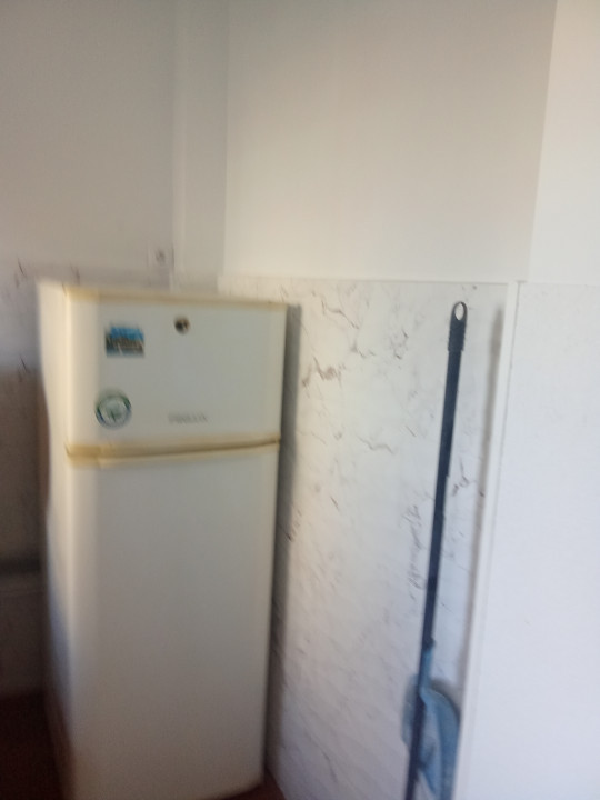 Apartament 1 camera, (30 mp+ un beci de 18 mp) Str Rogerius, Str. Sovata