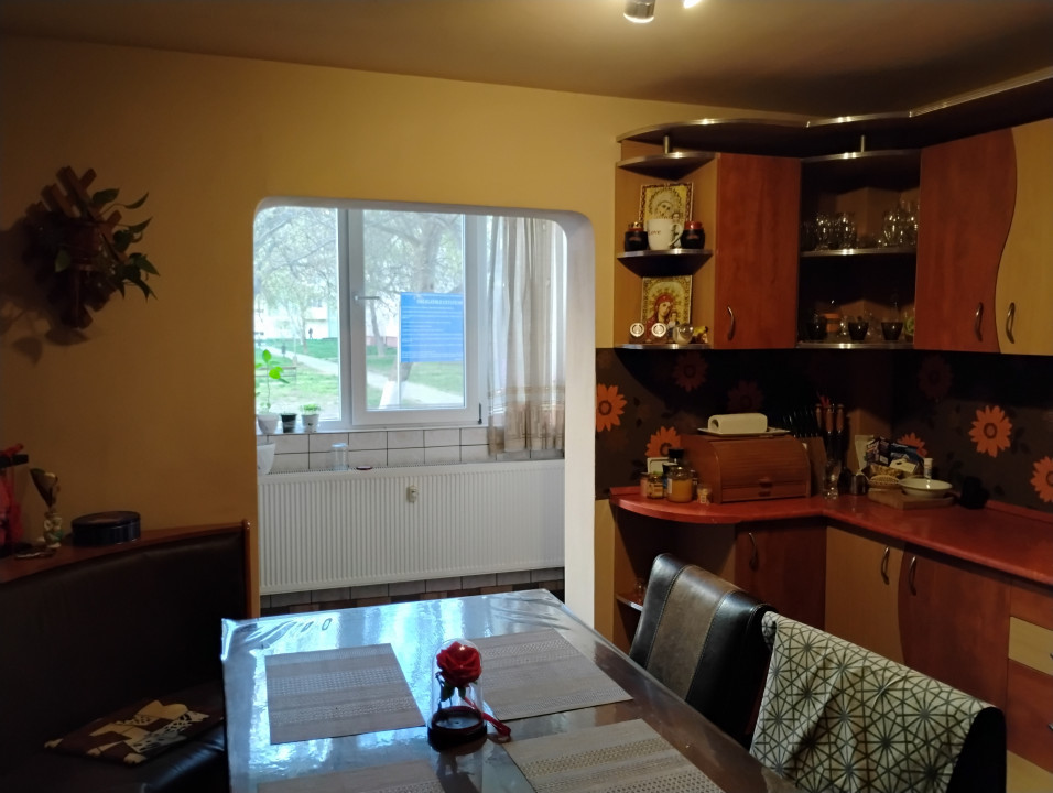 Apartament 4 camere, Sanmartin, Str. Ioan Slavici