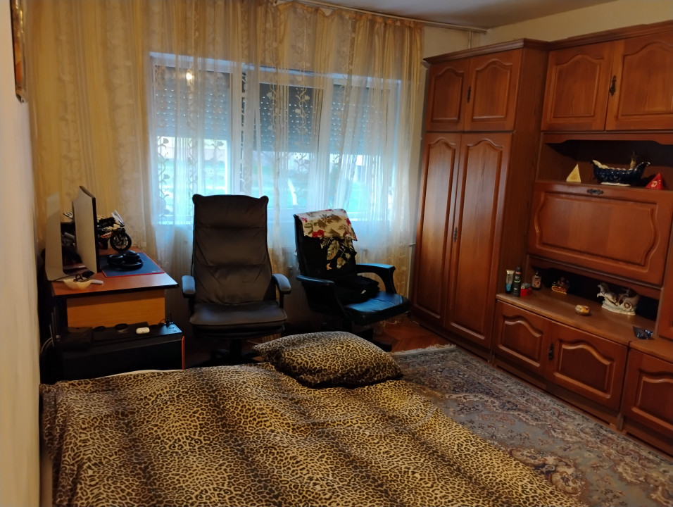Apartament 4 camere, Sanmartin, Str. Ioan Slavici