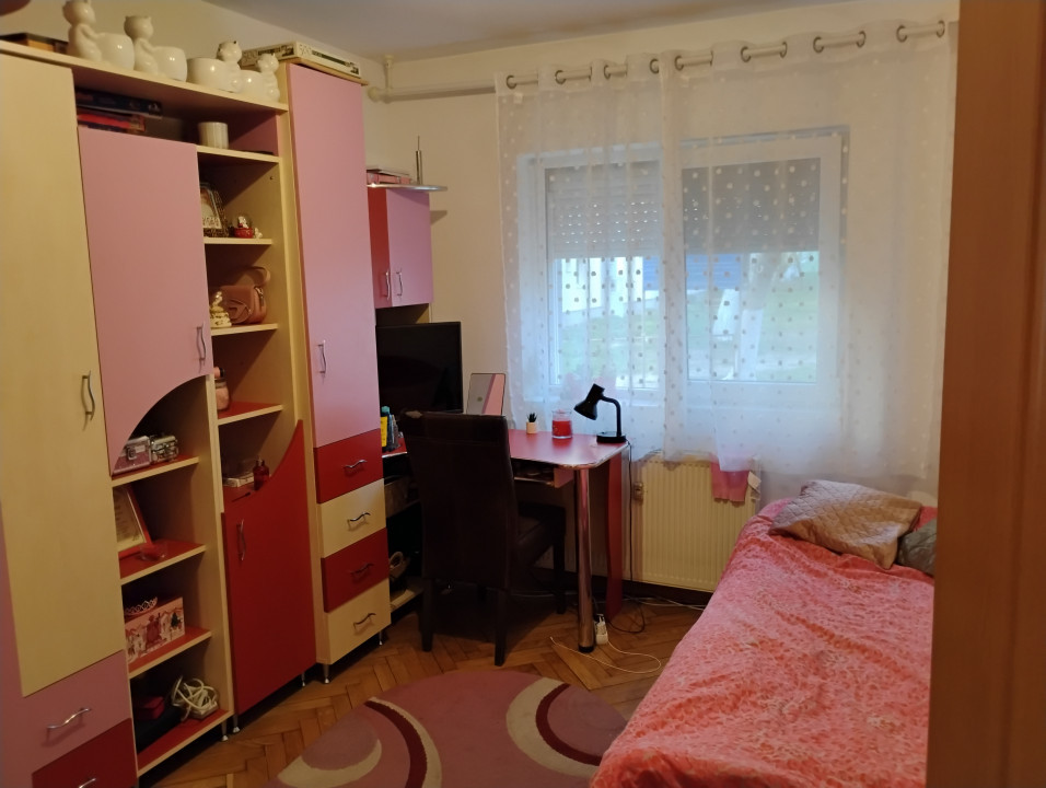 Apartament 4 camere, Sanmartin, Str. Ioan Slavici