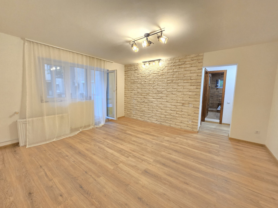 Apartament 2 camere | Renovat integral - totul nou | Decebal - str. Sovata