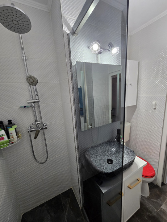 Garsoniera decomandata | Etaj 2 | Zona Rogerius - Str. Podului