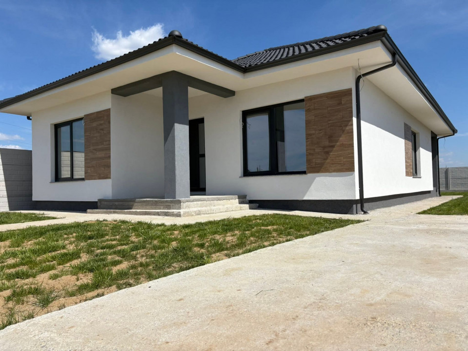 Casa | 4 camere | 553mp | Sistem Fotovoltaic 5kw - Sântandrei 