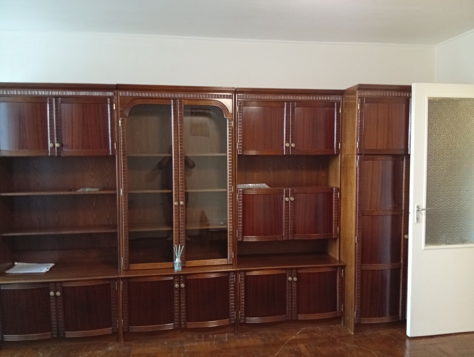Apartament 1 camera Bloc cu 2 lifturi ,Rogerius, Str. Luminei