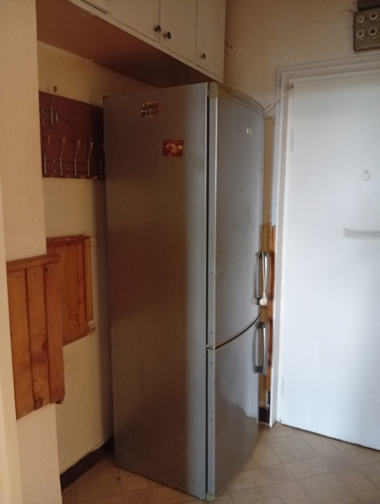 Apartament 1 camera Bloc cu 2 lifturi ,Rogerius, Str. Luminei