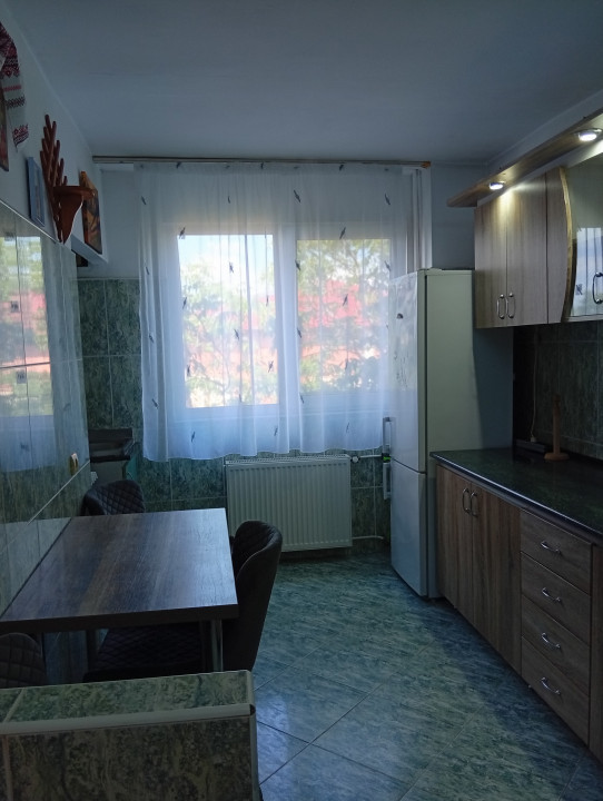 Apartament 2 camere, Str. Alexandru Cazaban