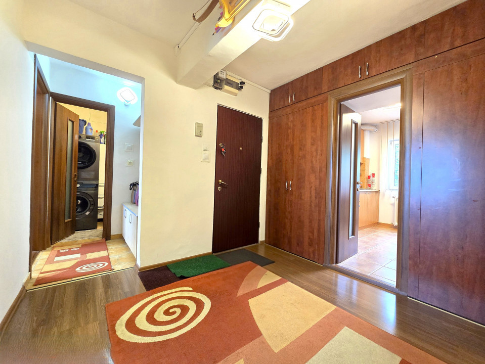 Apartament 4 camere | Decomandat | Etaj 3 | Zona Decebal - str. Sovata