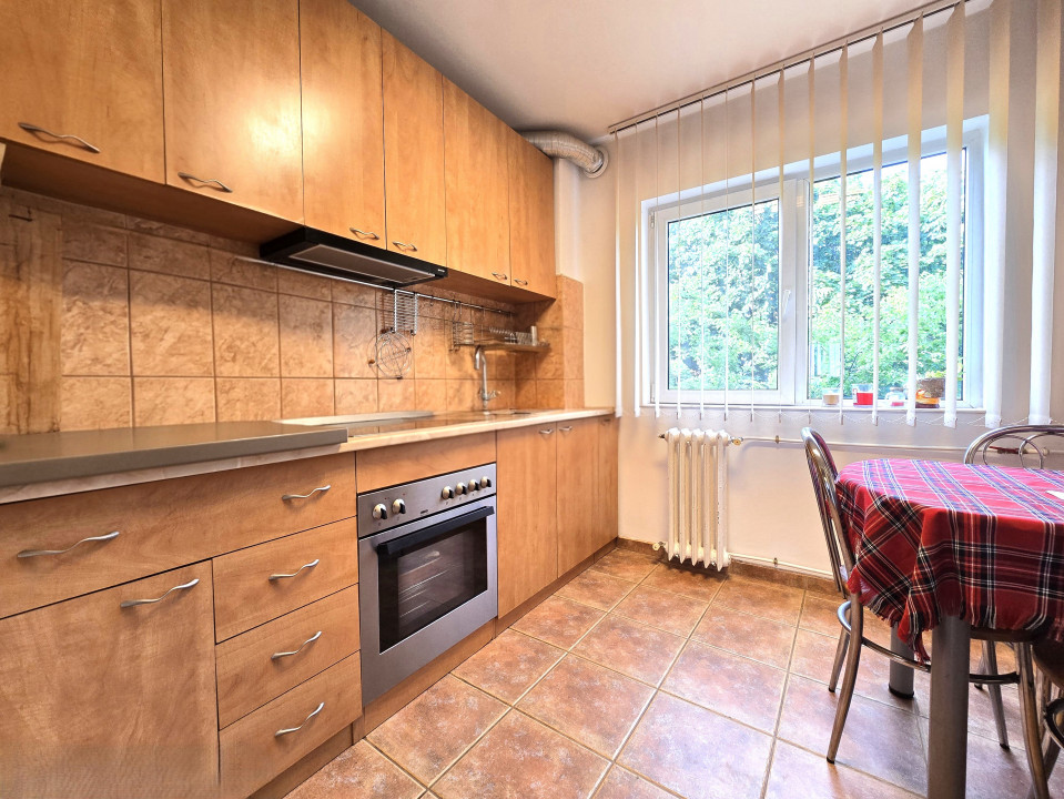 Apartament 4 camere | Decomandat | Etaj 3 | Zona Decebal - str. Sovata