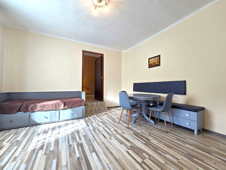 Apartament 2 camere la casă | Renovat | Central-Str. Evreilor Deportati 
