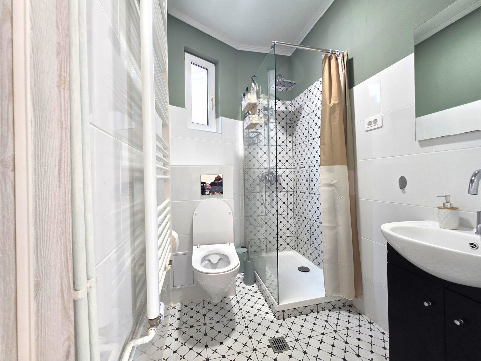 Apartament 2 camere la casă | Renovat | Central-Str. Evreilor Deportati 
