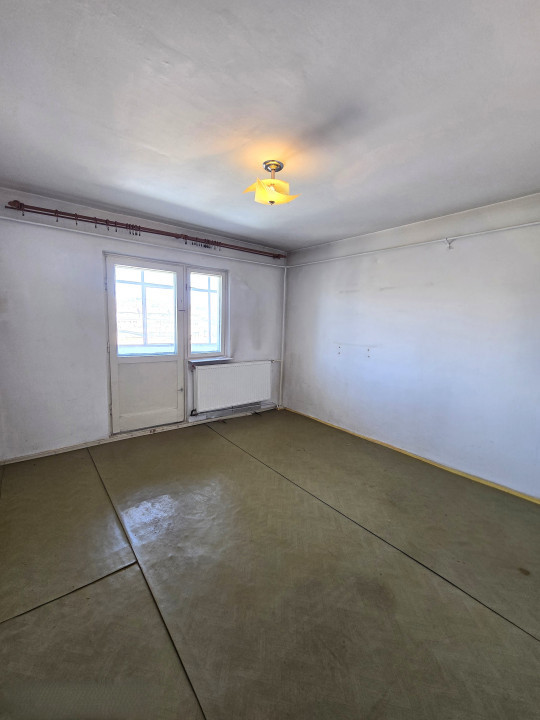 Apartament 2 camere | Decomandat | Renovabil | Rogerius - Str. Lalescu