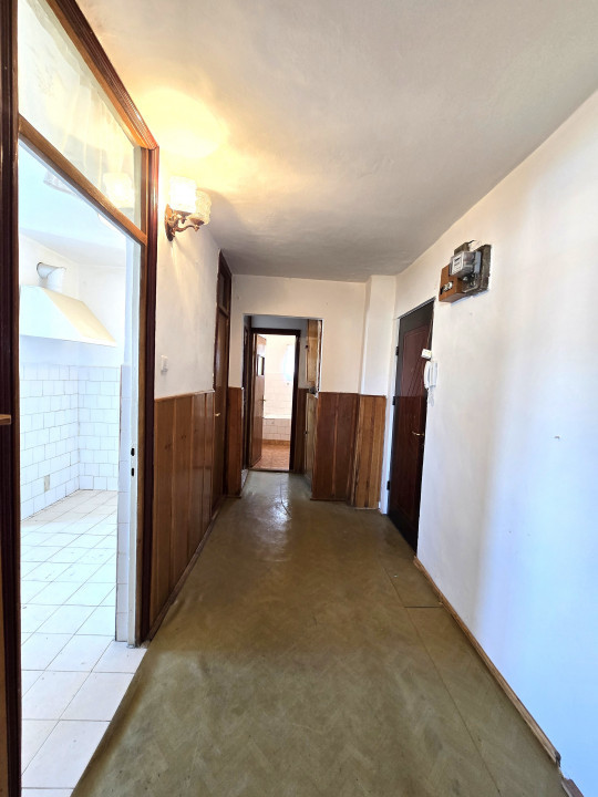 Apartament 2 camere | Decomandat | Renovabil | Rogerius - Str. Lalescu