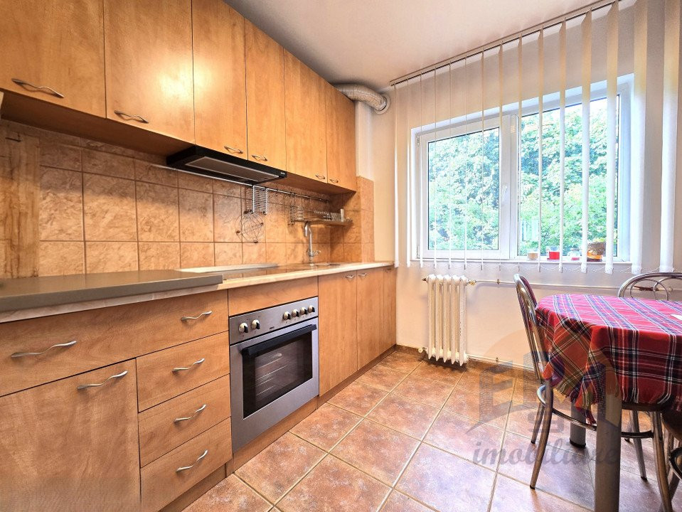 Apartament 4 camere | Decomandat | Zona Decebal - str. Sovata