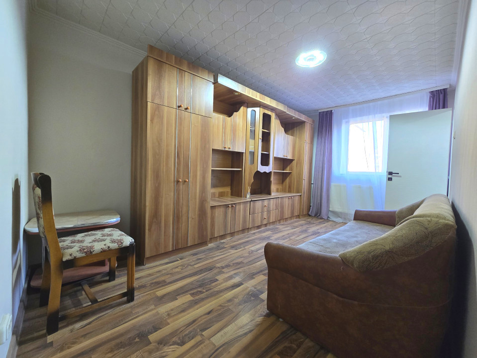 Garsoniera | Etaj 2 | Renovata | Rogerius - str. Podului
