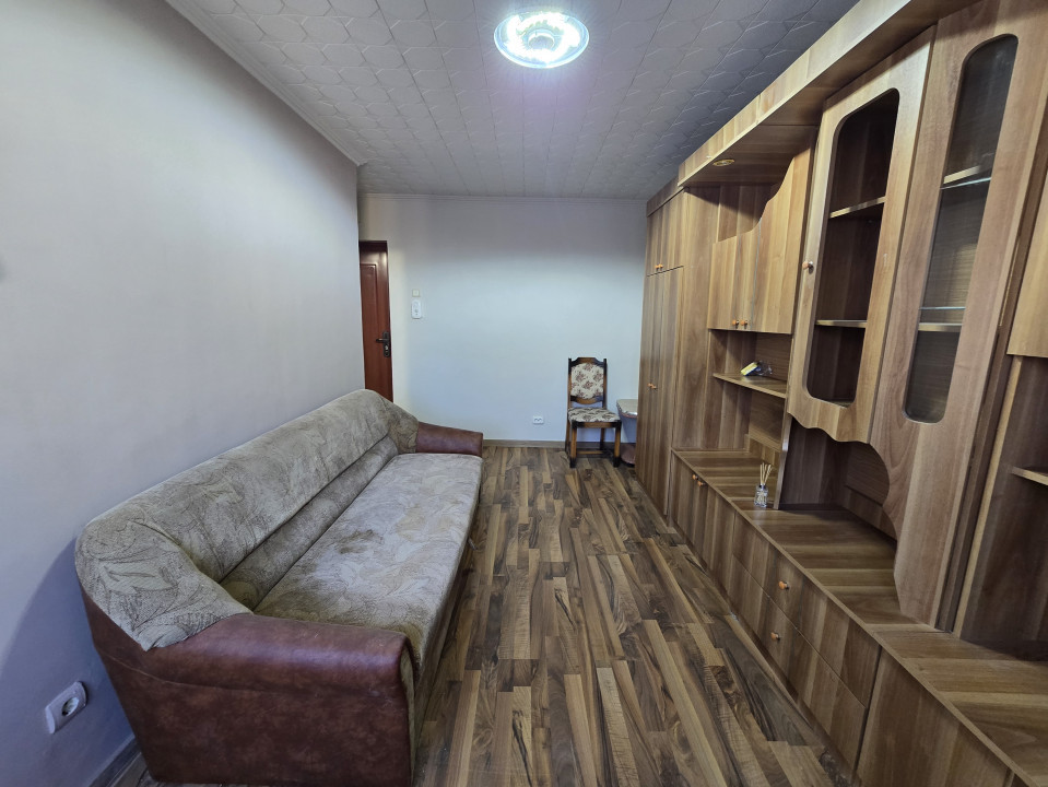 Garsoniera | Etaj 2 | Renovata | Rogerius - str. Podului