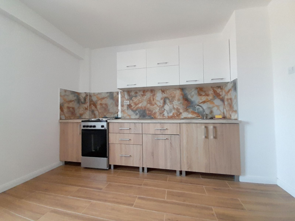 Apartament 4 camere, Cantemir