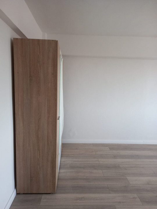 Apartament 4 camere, Cantemir