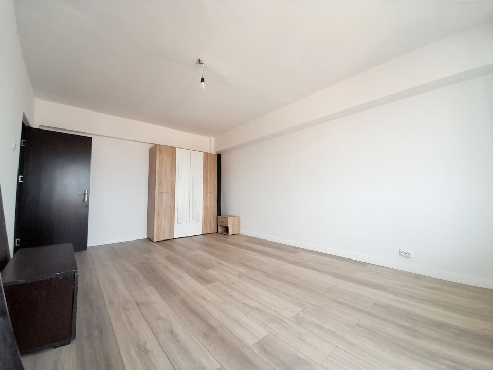 Apartament 4 camere, Cantemir