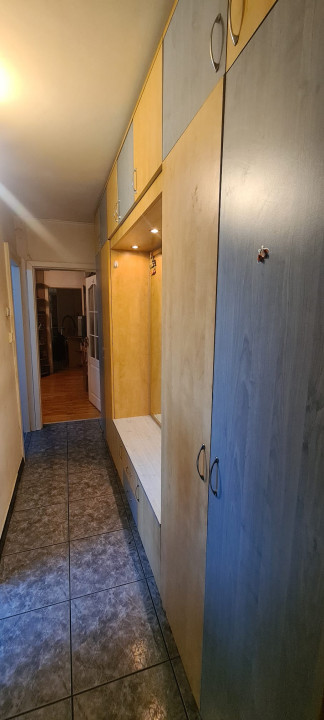 Apartament 2 camere, etaj 1 din 4, Rogerius