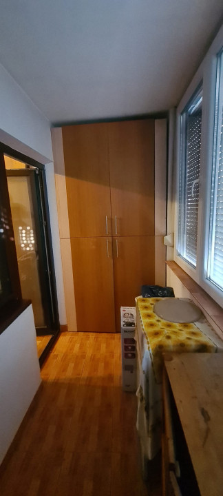 Apartament 2 camere, etaj 1 din 4, Rogerius